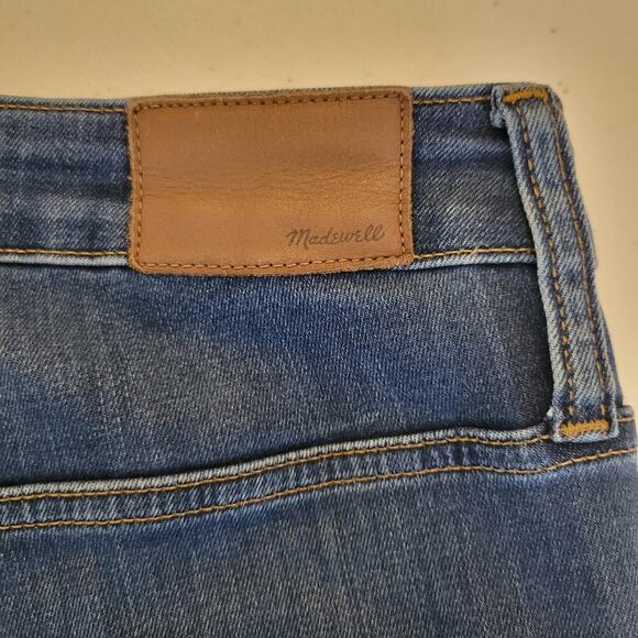 Madewell Jeans Womens 30 (34) Curvy High Rise Skinny Blue Denim Stretch Comfort - Picture 4 of 7